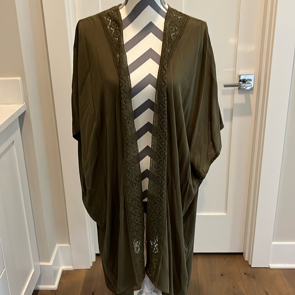 NWT Melrose and Market Olive Green Crochet Accent - one size fits all